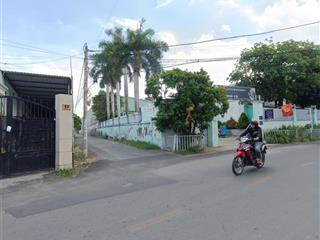 Cho thuê kho 300m2 đường 11, trường thọ, đường xe tải 2 3 tấn thoải mái