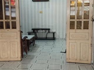 Nhà c4  mt đường thông ra fatima  đh luật  hiệp bình chánh  thủ đức.