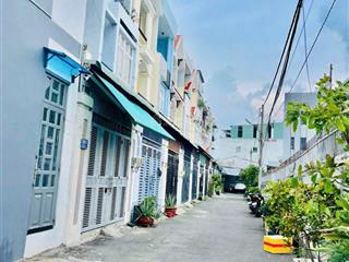 Bán 2 căn nhà liền kề, 1 sẹc ngay đầu đường số 8, sát quốc lộ 13, hiệp bình phước.
