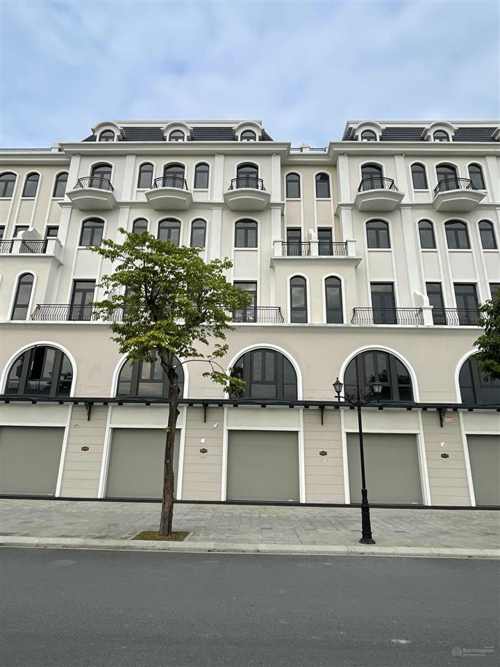 16,x tỷ căn shophouse 2 mặt tiền vị trí đắc địa. 6 tầng hàng hiếm vhocp2