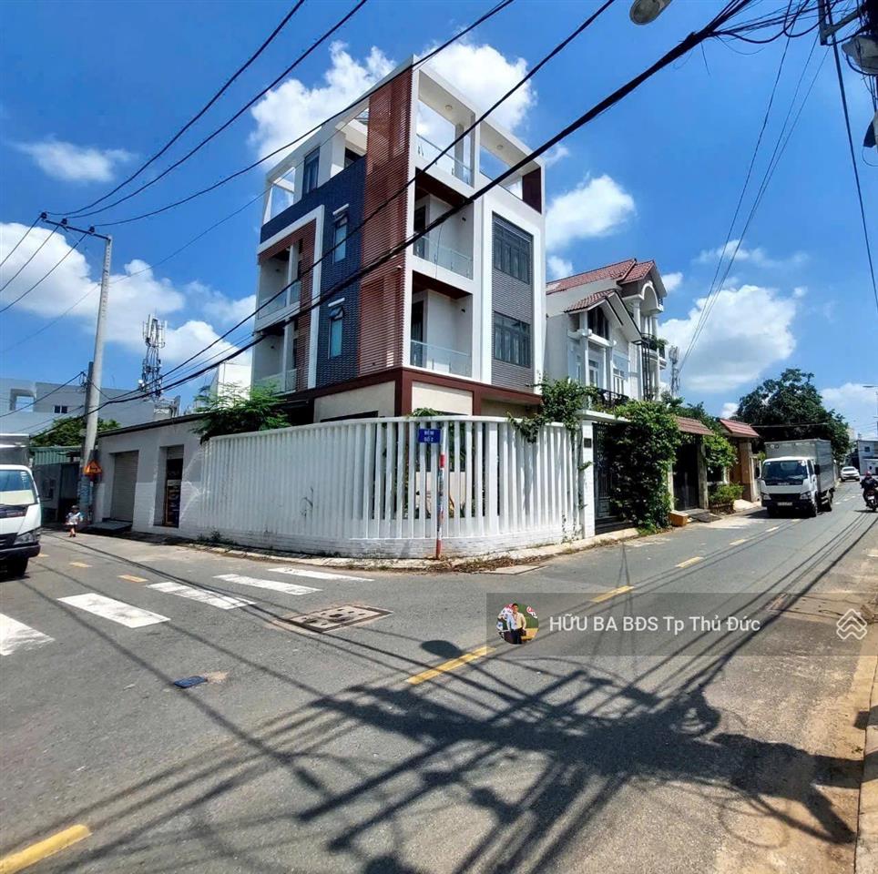 Nhà đất mặt tiền dt 10mx20m. nhà tách được 2 sổ khu dân cư xây dựng 1 hầm 5 lầu