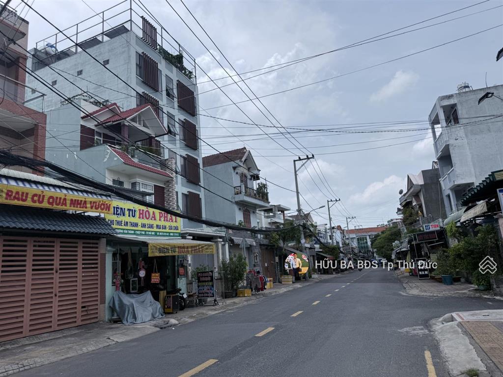 Mặt tiền kinh doanh xây dựng cao tầng khu trung tâm q9 ngay trường đại học. 120m2, giá 8.7 tỷ