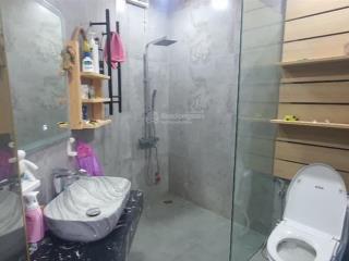 Chú 8 cần bán gấp nhà cộng hòa, p. 4, tân bình, dt 56m2, giá 3,360 tỷ (đang cho thuê 18tr/th)