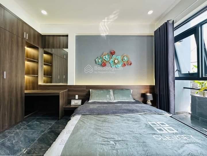 Cô trang cần bán căn nhà lý thái tổ, p. 9, q. 10,   dt 40m2, shr, đang cho thuê 14tr