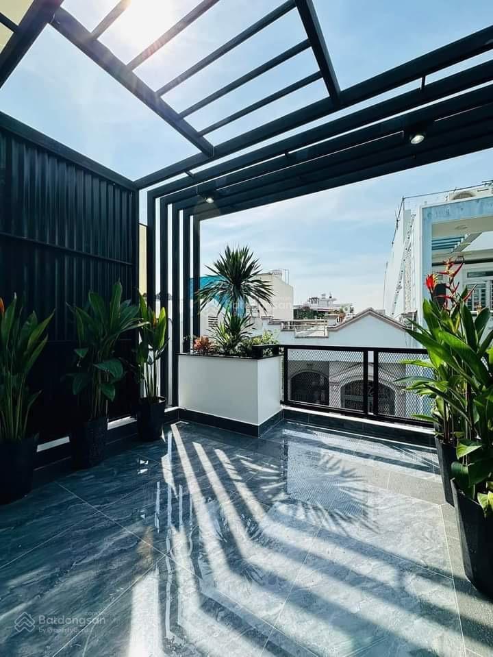 Cô trang cần bán căn nhà lý thái tổ, p. 9, q. 10,   dt 40m2, shr, đang cho thuê 14tr