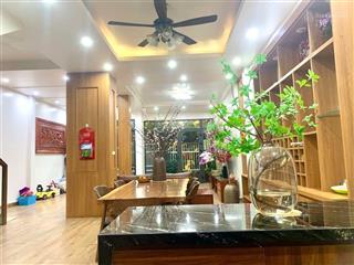 Nhà cực chất nội thất siêu sang. căn lk vip mặt tiền 6m