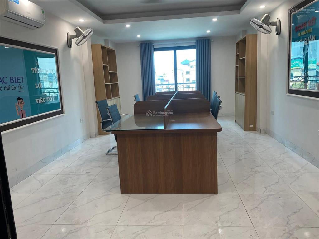 Cho thuê nhà liền kề vừa vp công ty vừa ở dt 100m2 x 4t 16tr/th