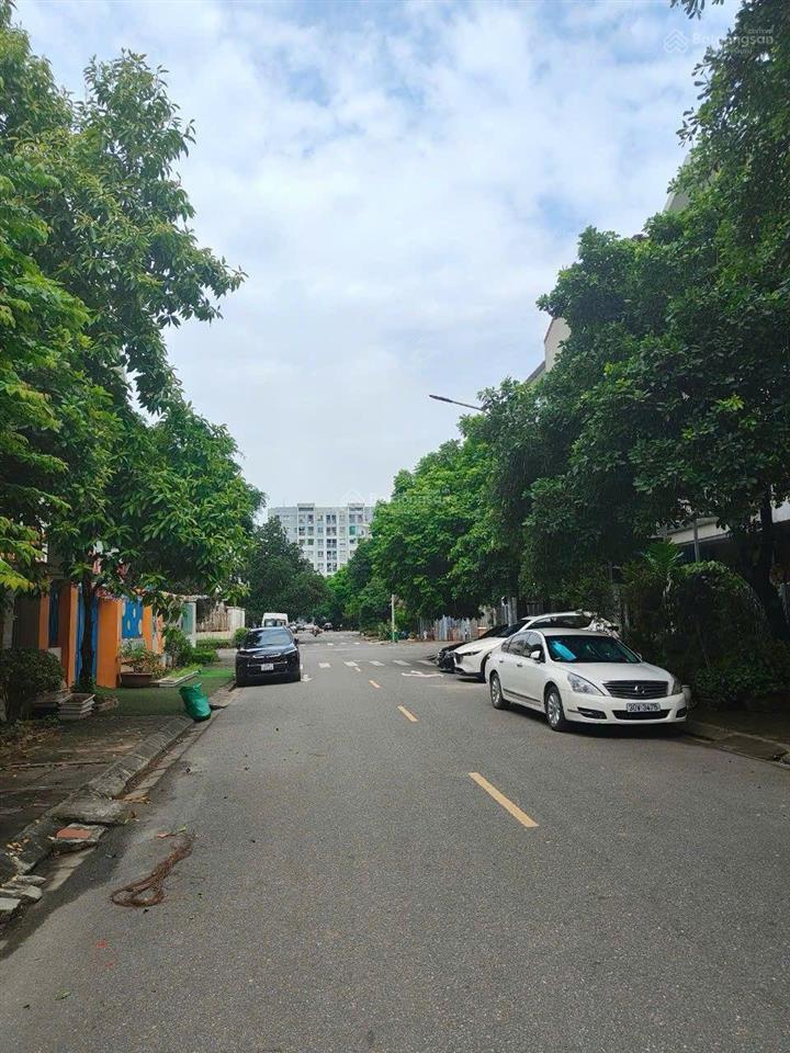 Biệt thự full nội thất cho thuê