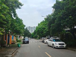 Biệt thự full nội thất cho thuê