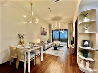 Bán nhanh căn hộ góc 2pn 64m2 full nội thất cao cấp decor, giá 1.650 tỷ.  0906 646 ***