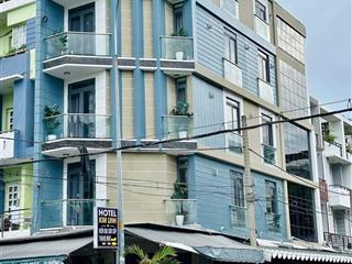 Toà nhà góc 2mt  5m x 20m  5 tầng có thang máy  đang hđ thuê 90 triệu/tháng