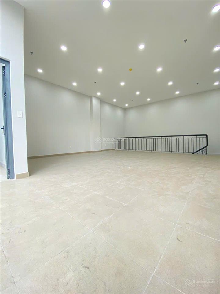 Cho thuê shophouse a6a7 đường nguyễn ái quốc, phường quang vinh