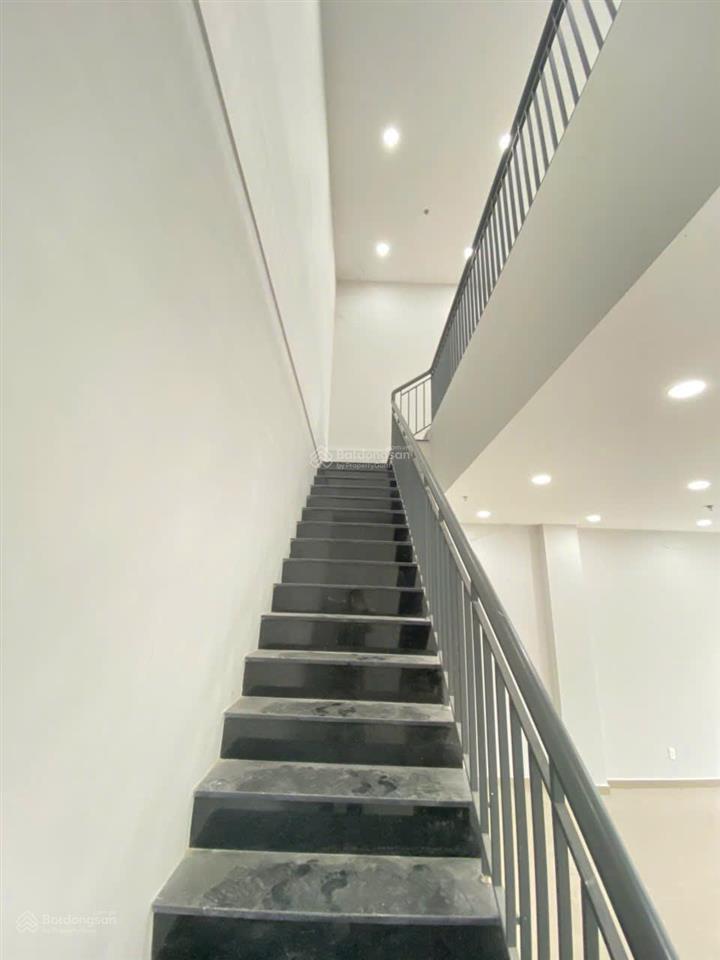 Cho thuê shophouse a6a7 đường nguyễn ái quốc, phường quang vinh