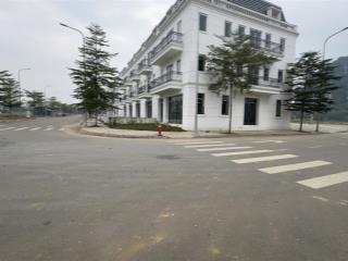 Lô đất 2 mặt tiền kinh doanh vip nhất tt. yên thuỷ  hoà bình giá cực kỳ hấp dẫn