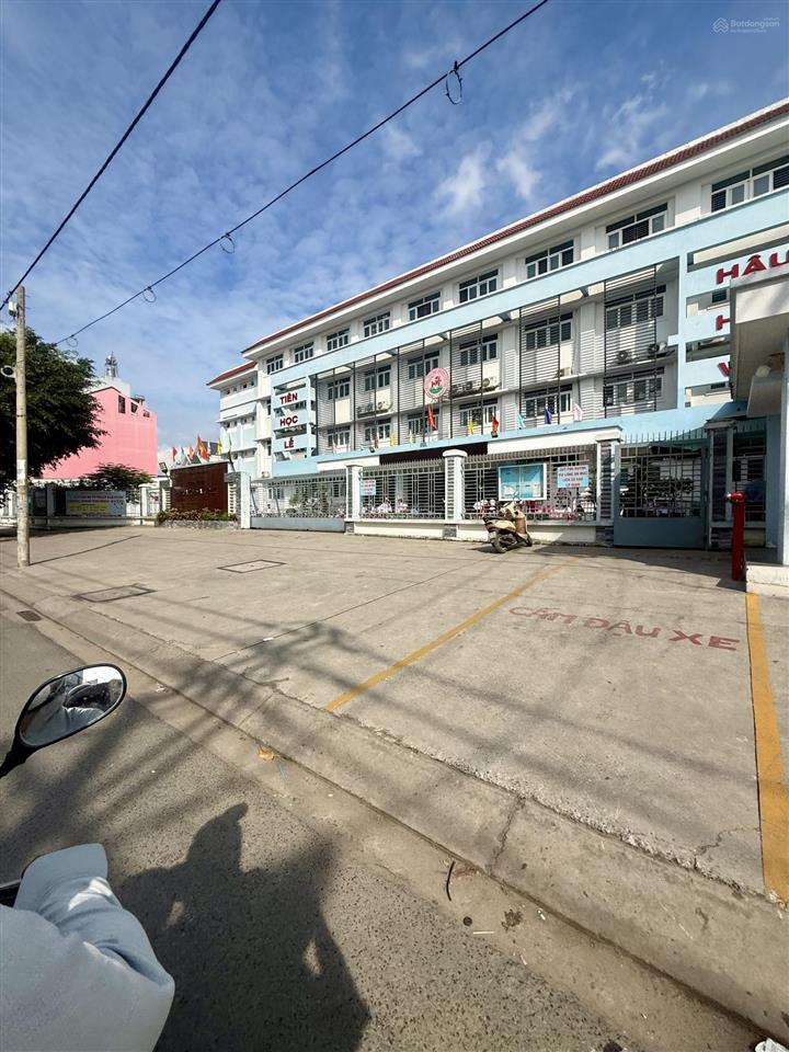 Biệt thự mini siêu đẹp tại bình tân  dt 8x10 3 bước ra trường học giá đang rẻ nhất khu 6tỉ 880tr