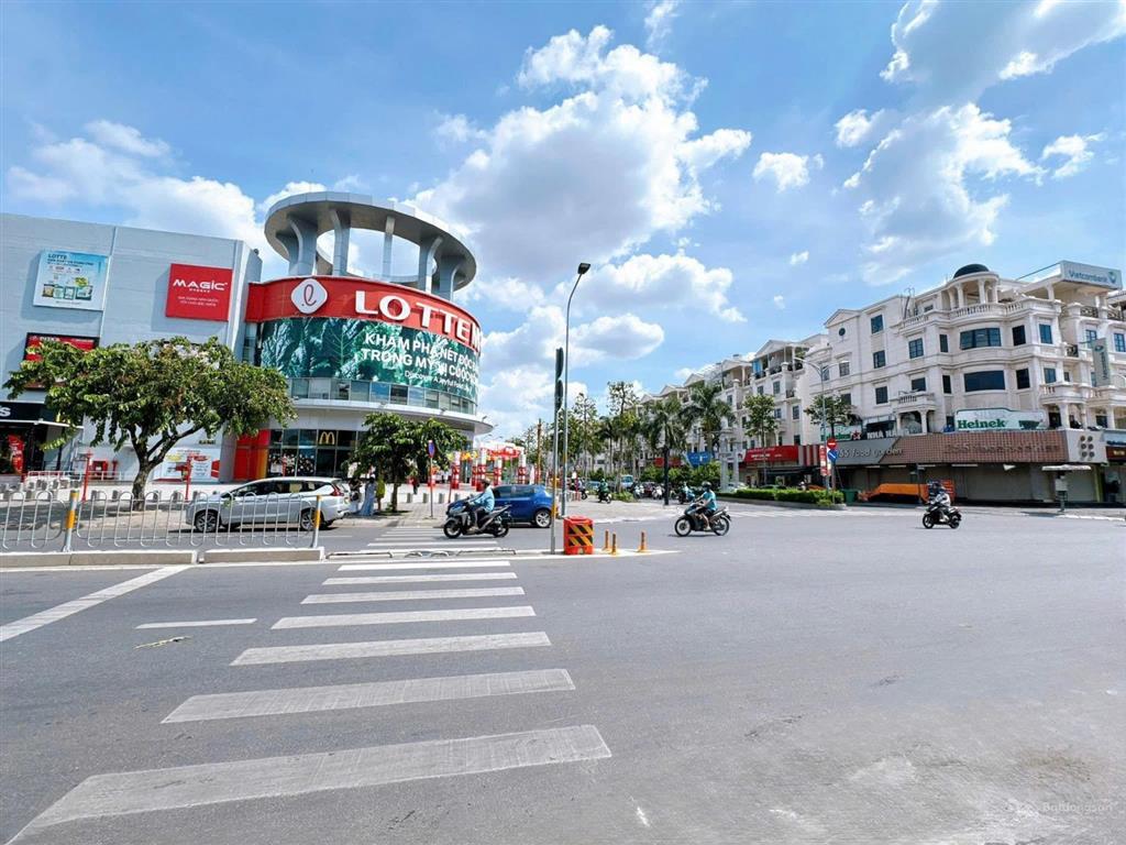 Vip mặt tiền nguyễn văn lượng, 5 tầng, 68m² (4.2x16), thu nhập hơn 30 tr/th, chỉ 16.7 tỷ, có sổ