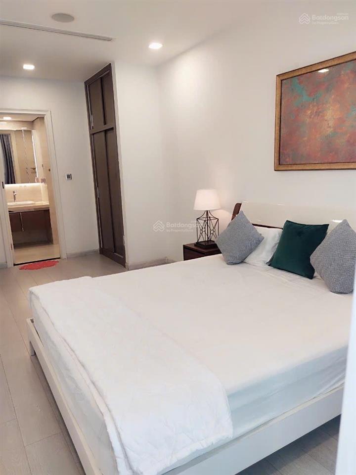 Bán cc 2pn, 2wc, 86m2 ở vinhomes golden river ba son, 17,5 tỷ vnd, view đẹp