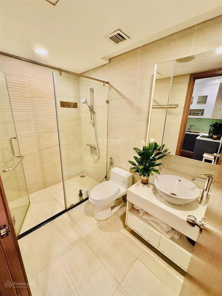 Bán căn hộ studio 36m2 tại vinhomes central park, 5,3 tỷ pháp lý đầy đủ  0907 478 *** phương