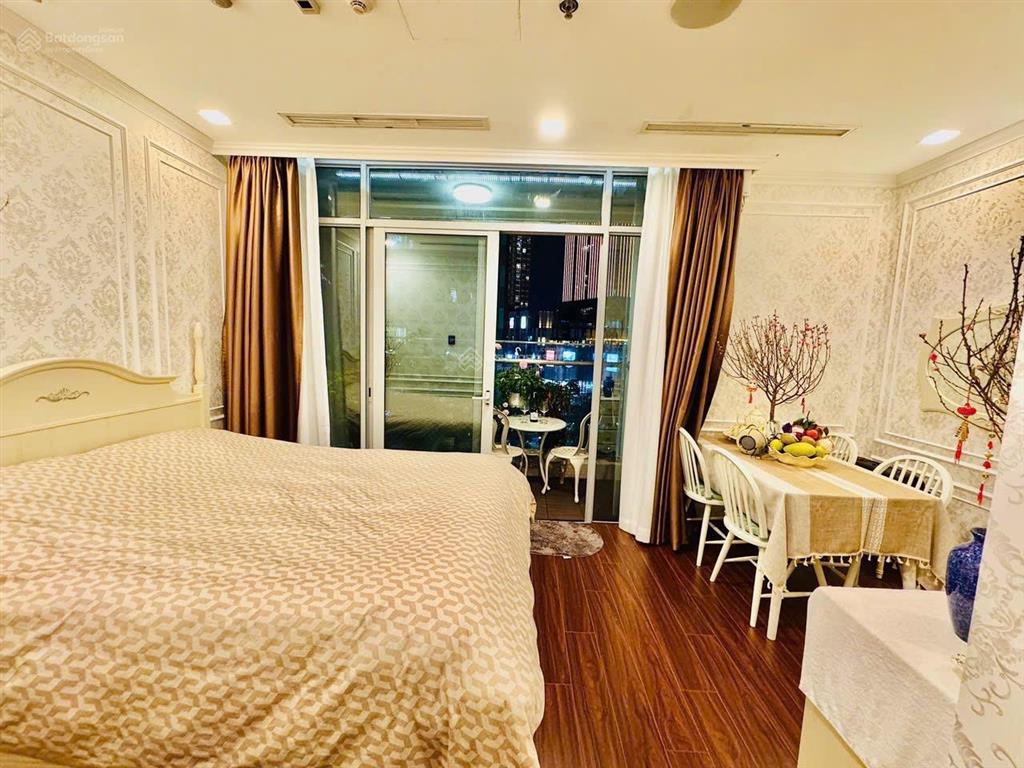 Bán căn hộ studio 36m2 tại vinhomes central park, 5,3 tỷ pháp lý đầy đủ  0907 478 *** phương
