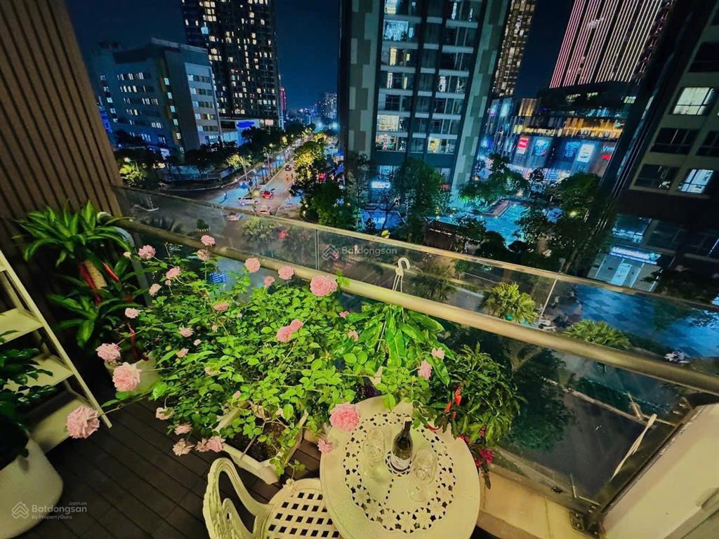 Bán căn hộ studio 36m2 tại vinhomes central park, 5,3 tỷ pháp lý đầy đủ  0907 478 *** phương