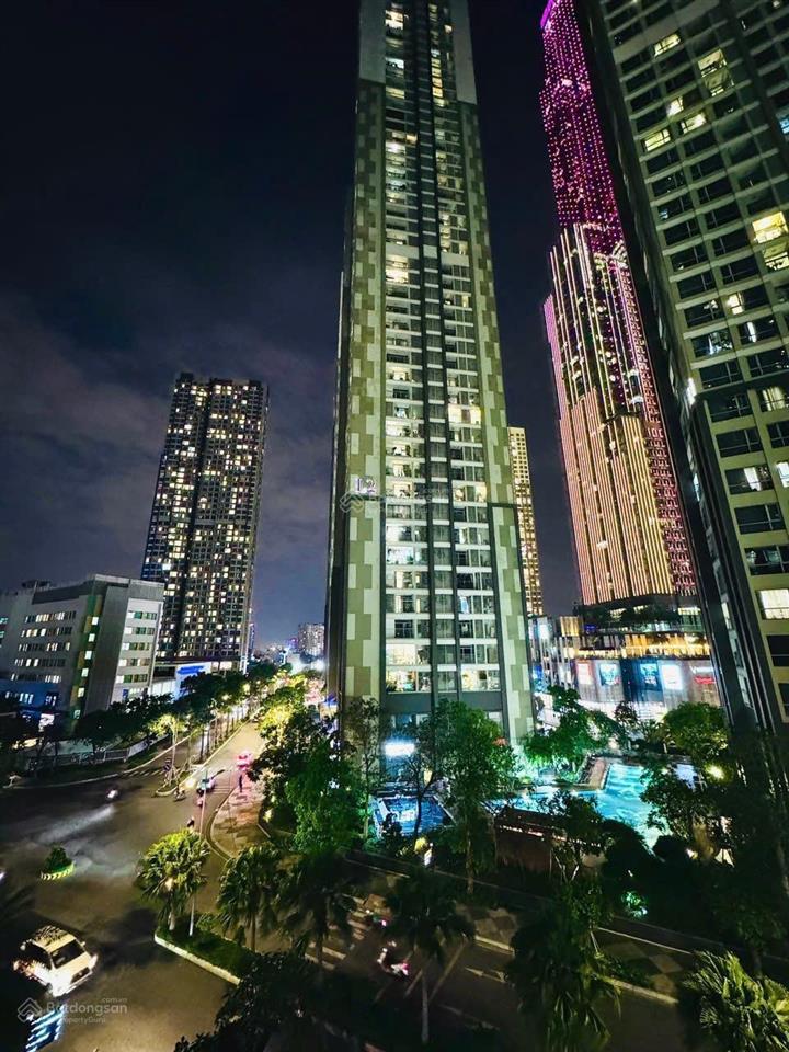 Bán căn hộ studio 36m2 tại vinhomes central park, 5,3 tỷ pháp lý đầy đủ  0907 478 *** phương