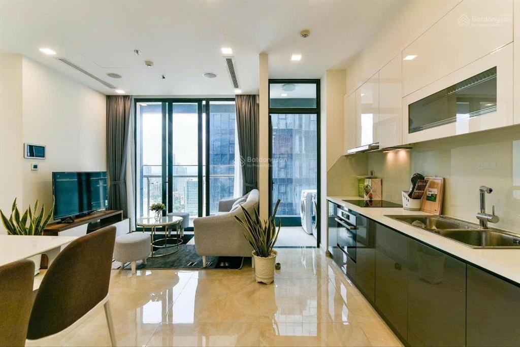 Bán căn hộ 2pn view bitexco tại vinhomes golden river bason dt 74m2 giá chỉ 18,9 tỷ