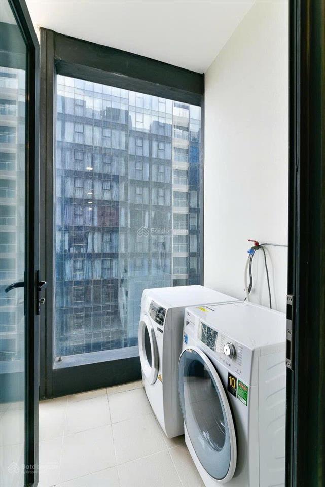 Bán căn hộ 2pn view bitexco tại vinhomes golden river bason dt 74m2 giá chỉ 18,9 tỷ