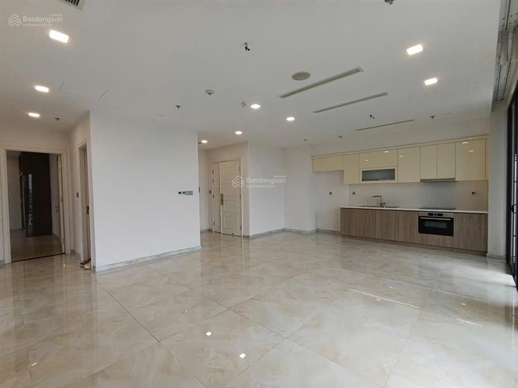 Cho thuê gấp ch 3pn, 121m2, 50 triệu/th tại vinhomes golden river, q1, hcm