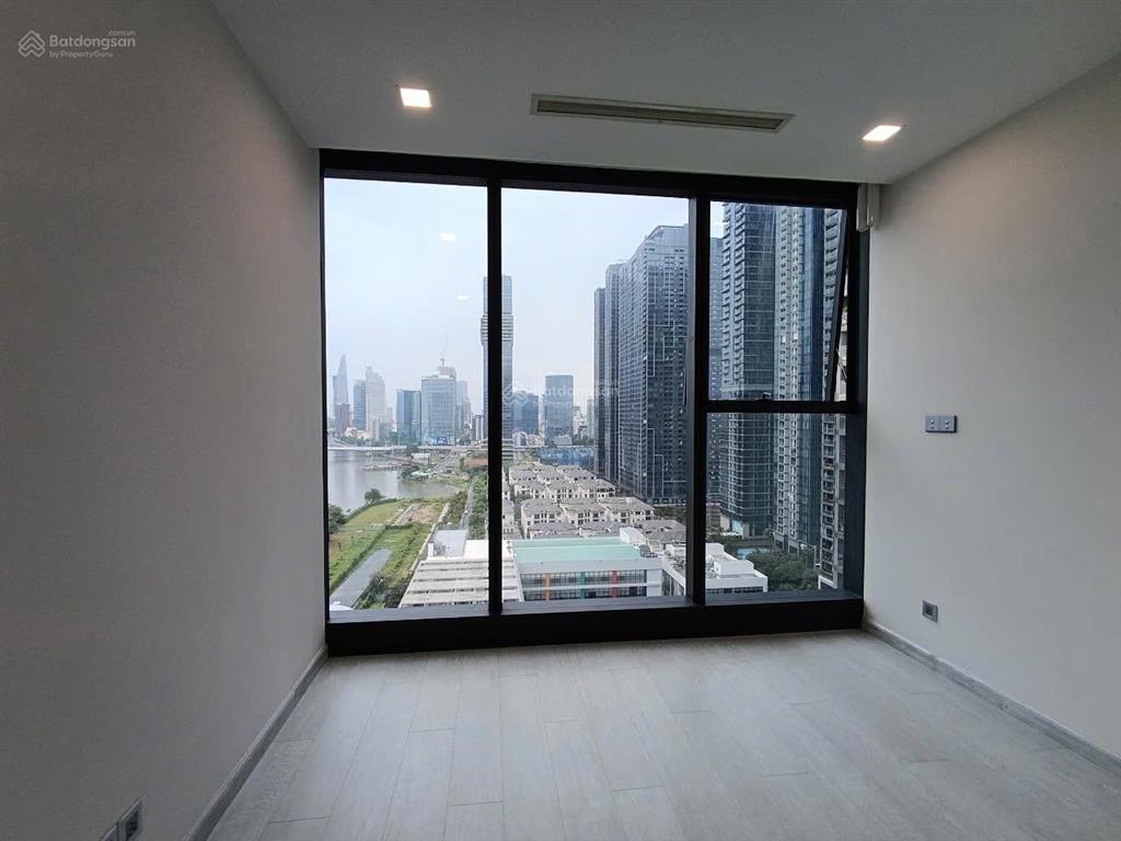 Cho thuê gấp ch 3pn, 121m2, 50 triệu/th tại vinhomes golden river, q1, hcm