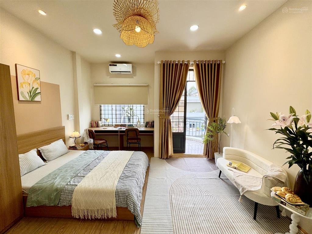 Căn hộ ban công 40m2 mới 100% full nt gần ngay công viên gia định