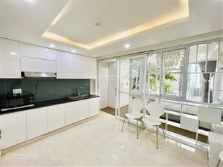 Căn hộ 1pn ban công 40m2, full nt cao cấp có dàn bếp xịn hẽm oto an ninh ra vào vân tay