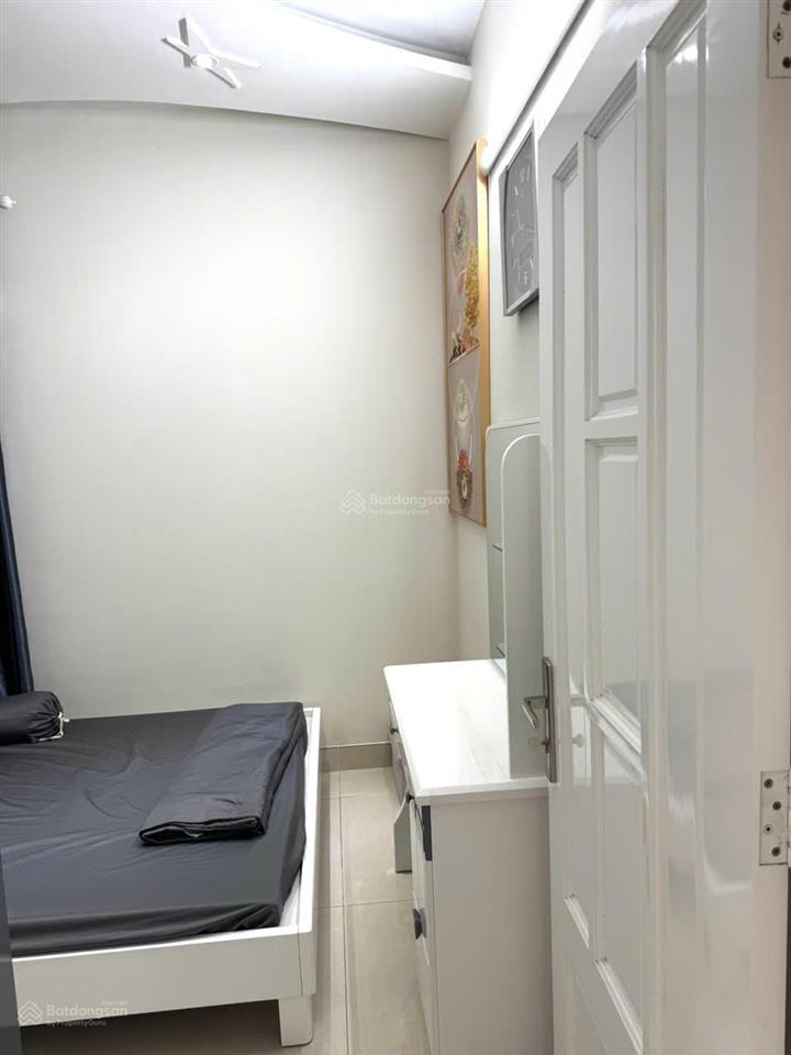 Chính chủ bán căn hộ 312 lạc long quân, 66m, 2 phòng, nhà như hình, sổ hồng 3,35 tỷ tuấn 0901 499 ***