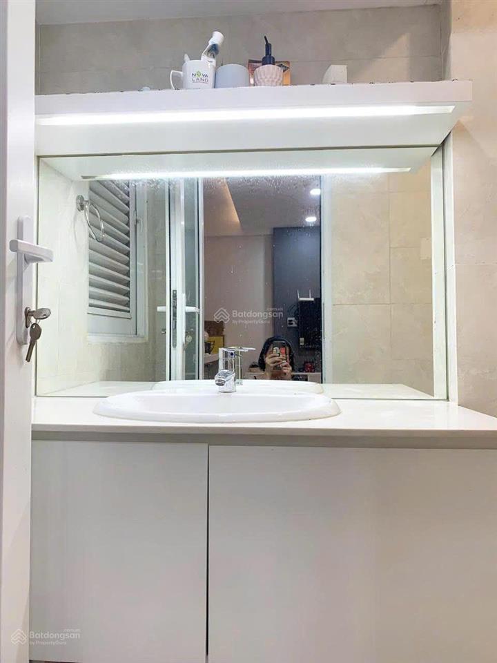 Chính chủ bán căn hộ nguyễn ngọc phương, 68m, 2 phòng ngủ, hình thật, sổ hồng 5.2 tỷtuấn 0901 499 ***