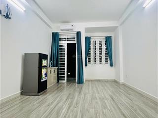 Cho thuê phòng ban công 32m2 đi bộ tới đại học văn lang cs3 bình thạnh