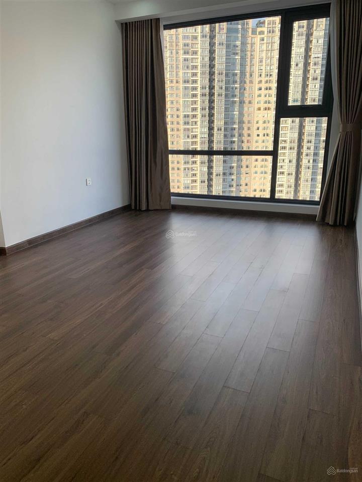 Opal căn 08, 4pn, 158m2, nhà cơ bản, 36triệu/tháng