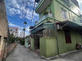 Nhà lô góc dân xây chắc chắn ô tô vào tận nơi gần chợ sủi phú thị gia lâm