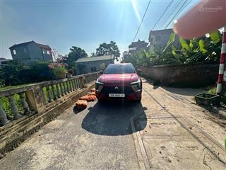Báo nhanh lô góc view hồ xã lệ chi (thuận an) gia lâm, hà nội ô tô tránh nhau
