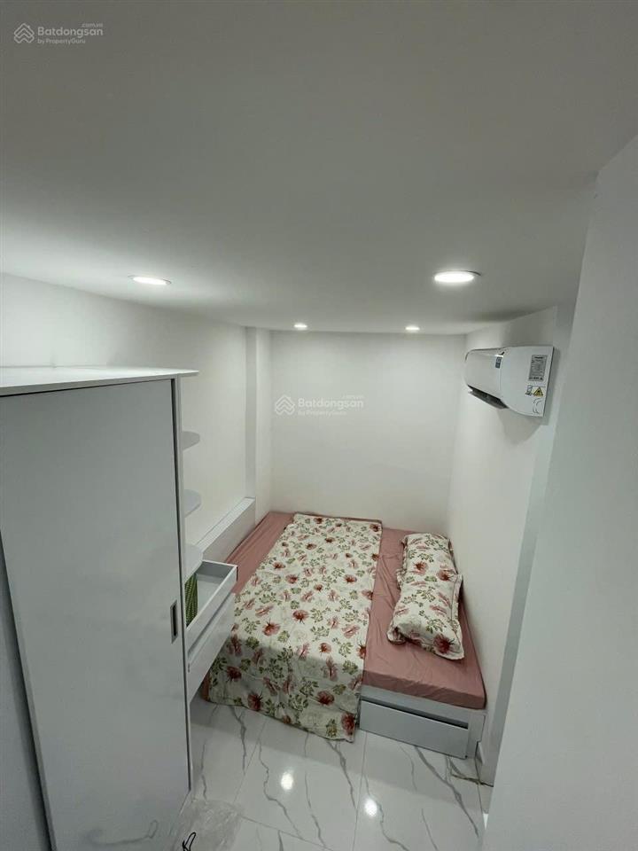 Tòa chdv xuân thủy, 77m2*7t, mt 12m,sát đh quốc gia, 25 phòng kk, đủ gpxd/pccc, dòng tiền 7%/năm