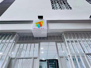 Tòa chdv trần quốc vượng, 102m2*7t, mt 12.5m, ngay đh quốc gia, 21 phòng kk, đủ pccc, dt 6%/năm