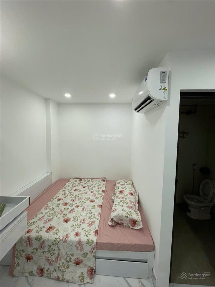 Tòa chdv xuân thủy, 77m2*7t, mt 12m,sát đh quốc gia, 25 phòng kk, đủ gpxd/pccc, dòng tiền 7%/năm