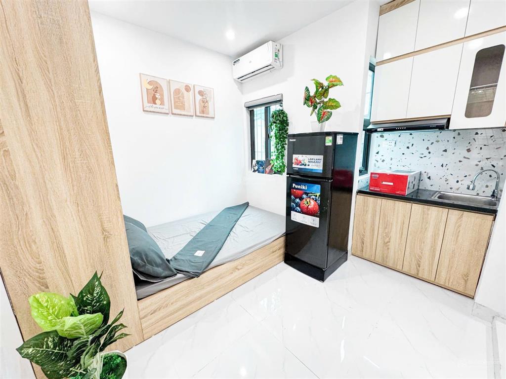 Cắt lỗ toà chdv nguyễn trãi, 95m2*7t, mt 9m, 21 phòng kk, ngõ gần phố, đủ pccc, dòng tiền 8%/năm!