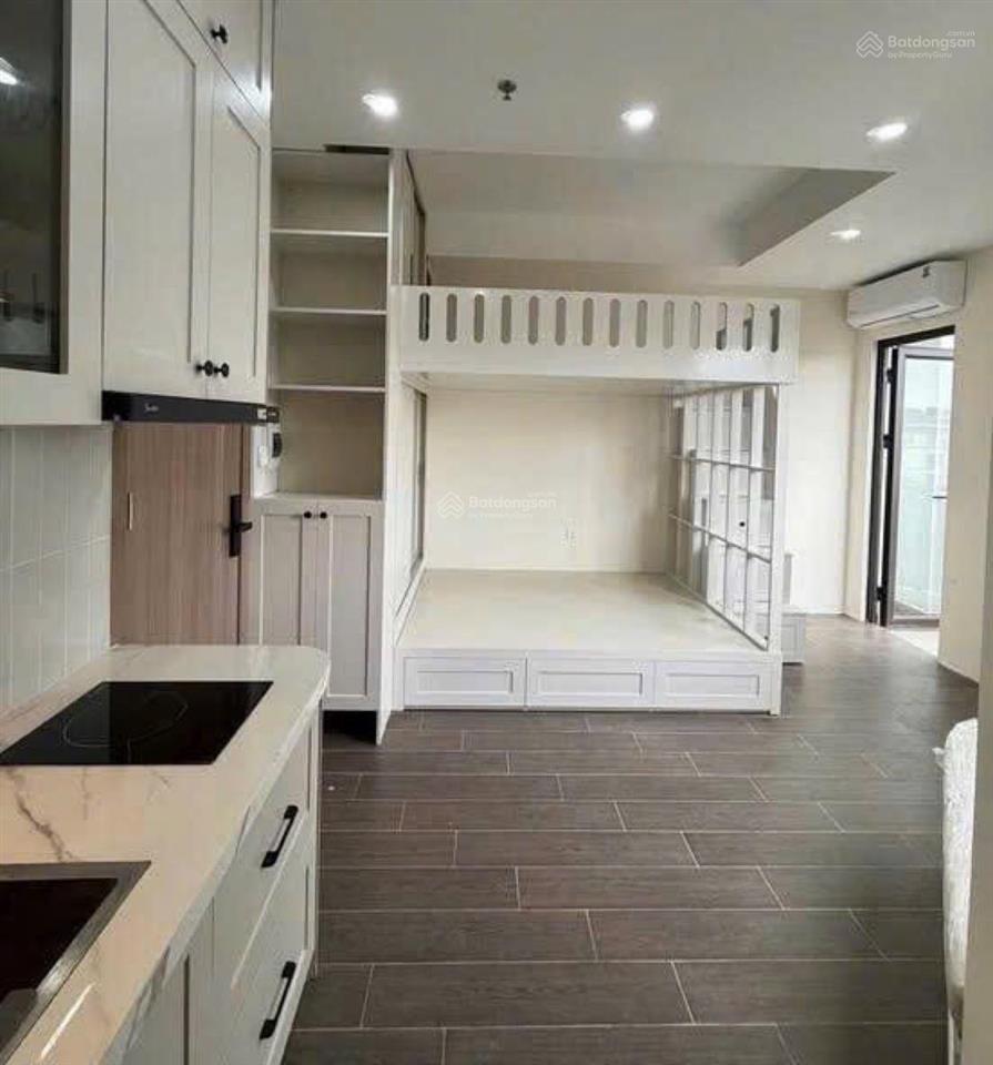 Toà chdv lô góc tại kim mã, 64.1m2*7t, mt 6m, 18 pkk, ngõ kd, sát phố, đủ pccc, dòng tiền 8%/năm