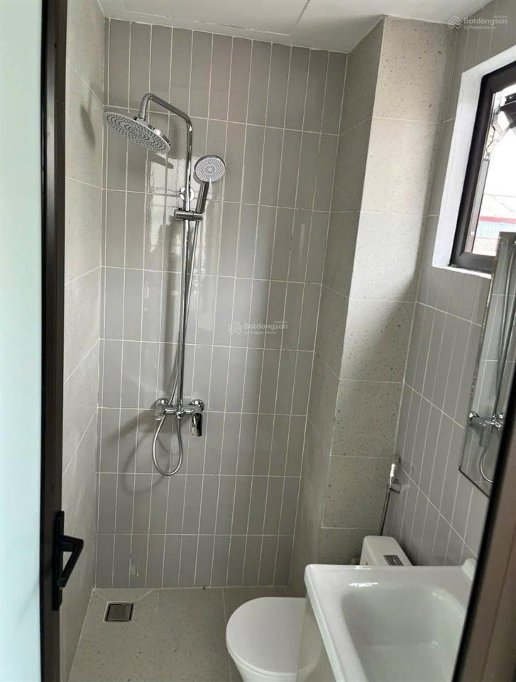 Toà chdv lô góc tại kim mã, 64.1m2*7t, mt 6m, 18 pkk, ngõ kd, sát phố, đủ pccc, dòng tiền 8%/năm