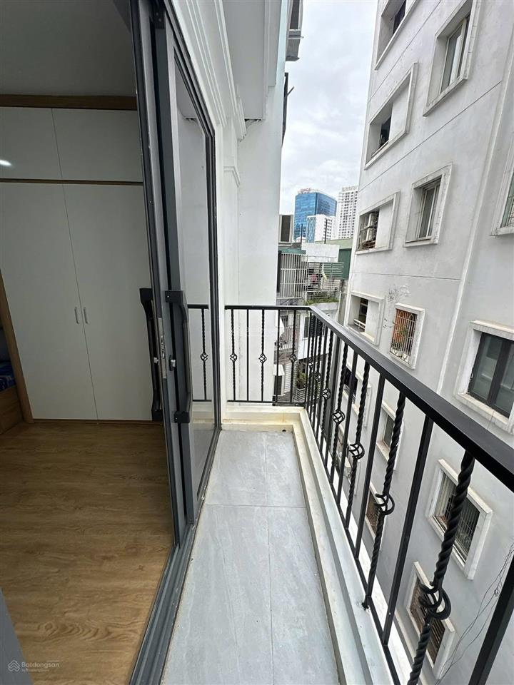 Toà chdv trần quốc vượng, 95m2*7t, mt 11m, 23 phòng kk, sát phố, đủ gpxd/pccc, dòng tiền 8%/năm!