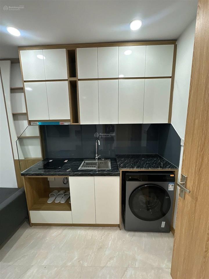 Toà chdv trần quốc vượng, 95m2*7t, mt 11m, 23 phòng kk, sát phố, đủ gpxd/pccc, dòng tiền 8%/năm!