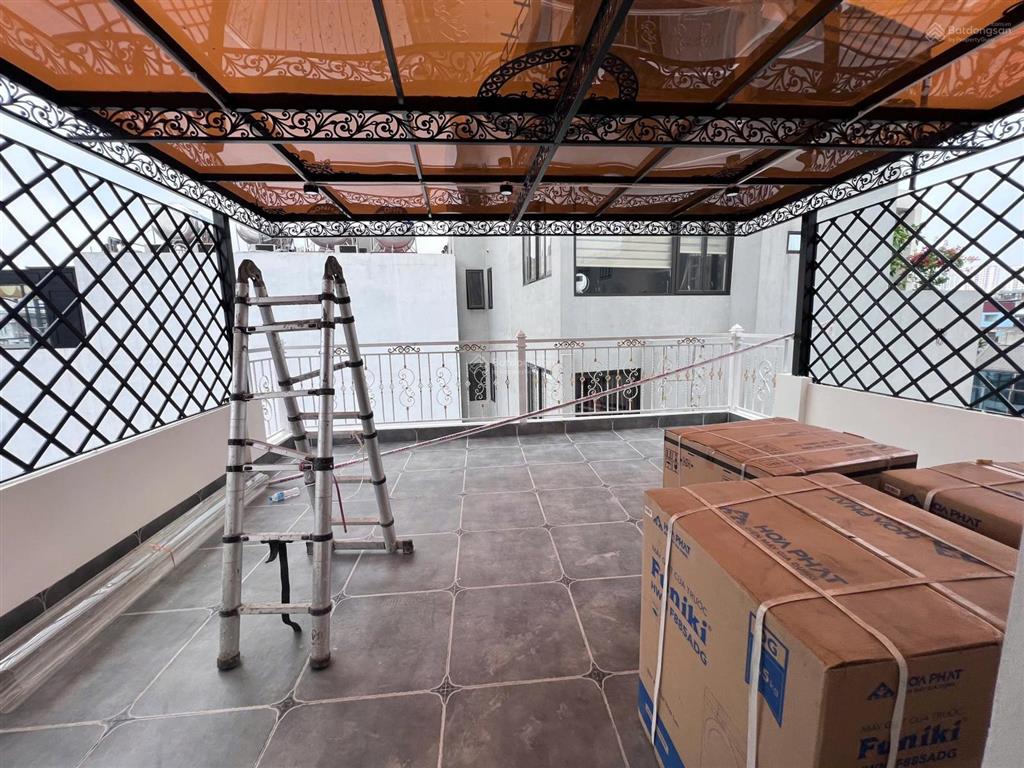 Toà chdv lạc long quân, 66.4m2*7t, mt 6m, 22 phòng kk, ngõ ô tô tránh, đủ pccc, dòng tiền ~6%/năm