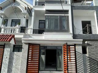 Bán nhà mới xây 2 lầu 1 trệt gần bến xe biên hòa dt 100m2 (5x20)