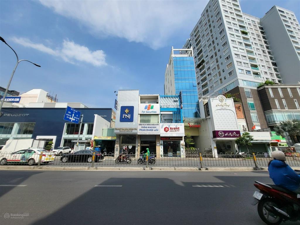 Chính chủ chuyển nhượng khuôn đất mặt tiền gần trần quang khải  hai bà trưng 352m2 giá 125 tỷ