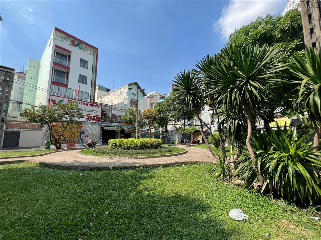 Chính chủ bán nhà mặt tiền hẻm 10 công viên ngay khu đệ nhất khách sạn hoàng việt 7.5x22 giá 25 tỷ.