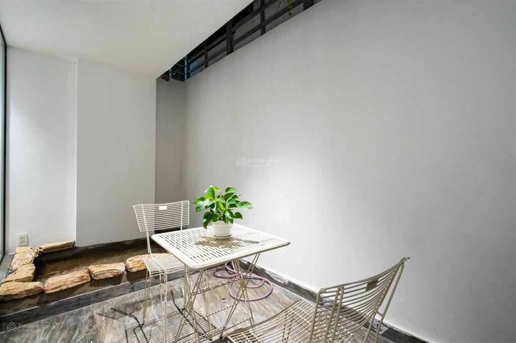 Định cư bán gấp! bt mặt tiền phổ quang, phường 2, quận tân bình, 15x30m, 3 tầng, hồ bơi, 48 tỷ